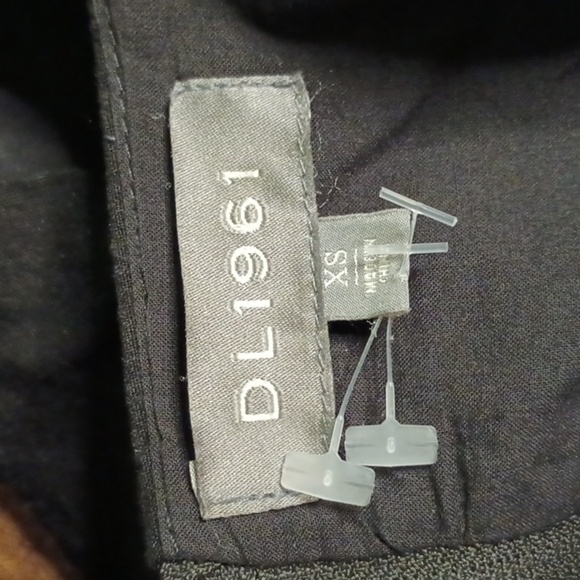 DL1961 Black Cropped Belted Bralette Tank LLL - Picture 3 of 4